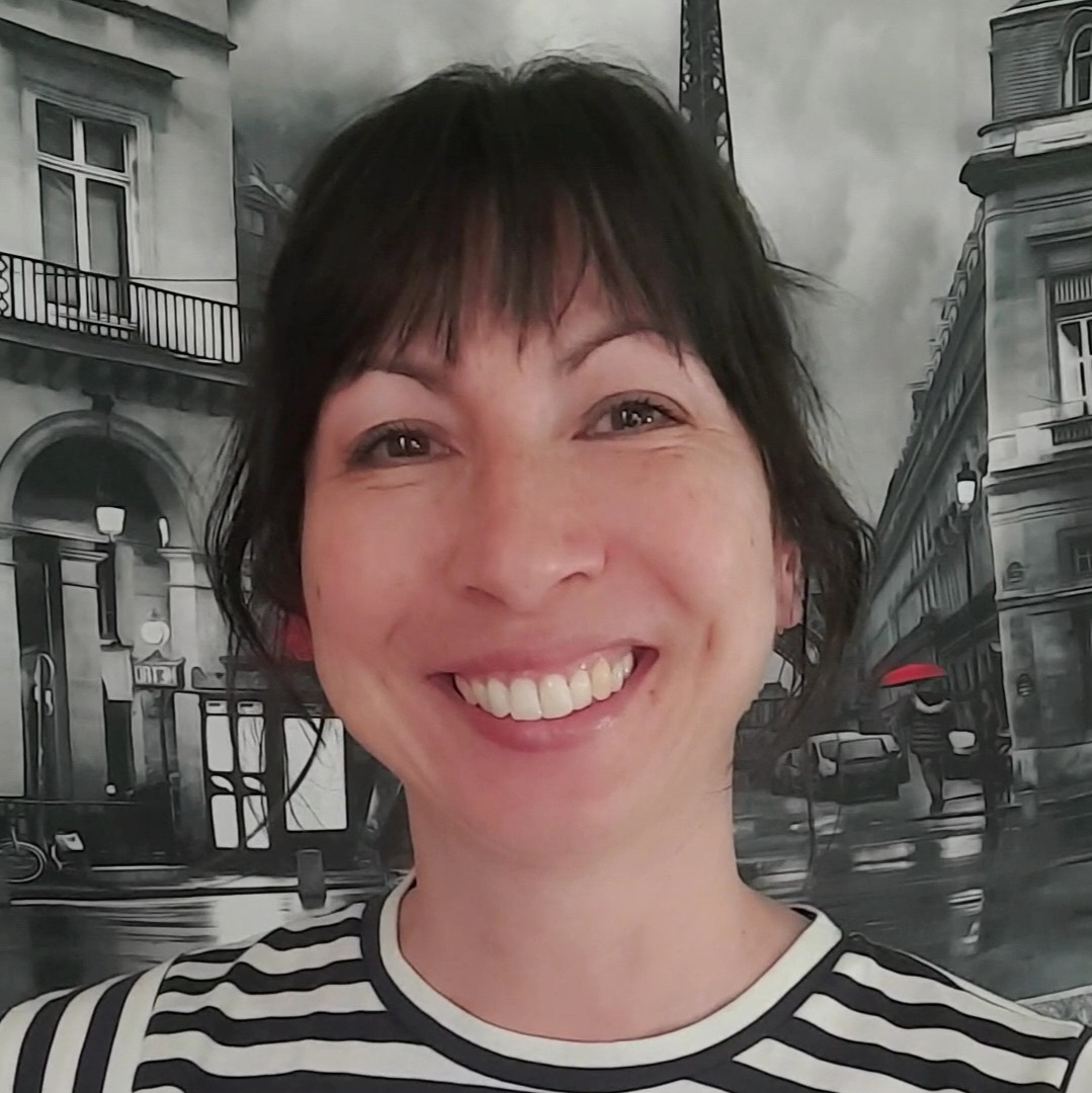 Audrey en clase en vivo de francés online